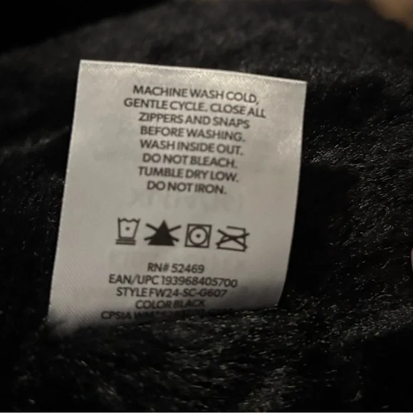 MEMBERSMARK Girls Black Puffer Parka, Warm Fleece Lined Jacket w/Removable Hood - Picture 9 of 10